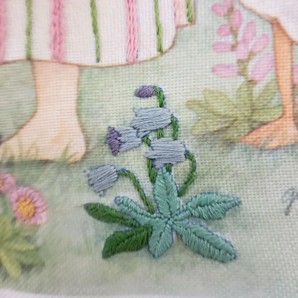 Hand Embroider Picture 1987 The Creative Circle Little Girl with Geese